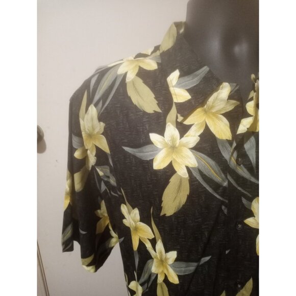 New Cutter Buck Shirt Mens Large L Short Sleeve Button Front Floral Multicolor - Picture 4 of 15